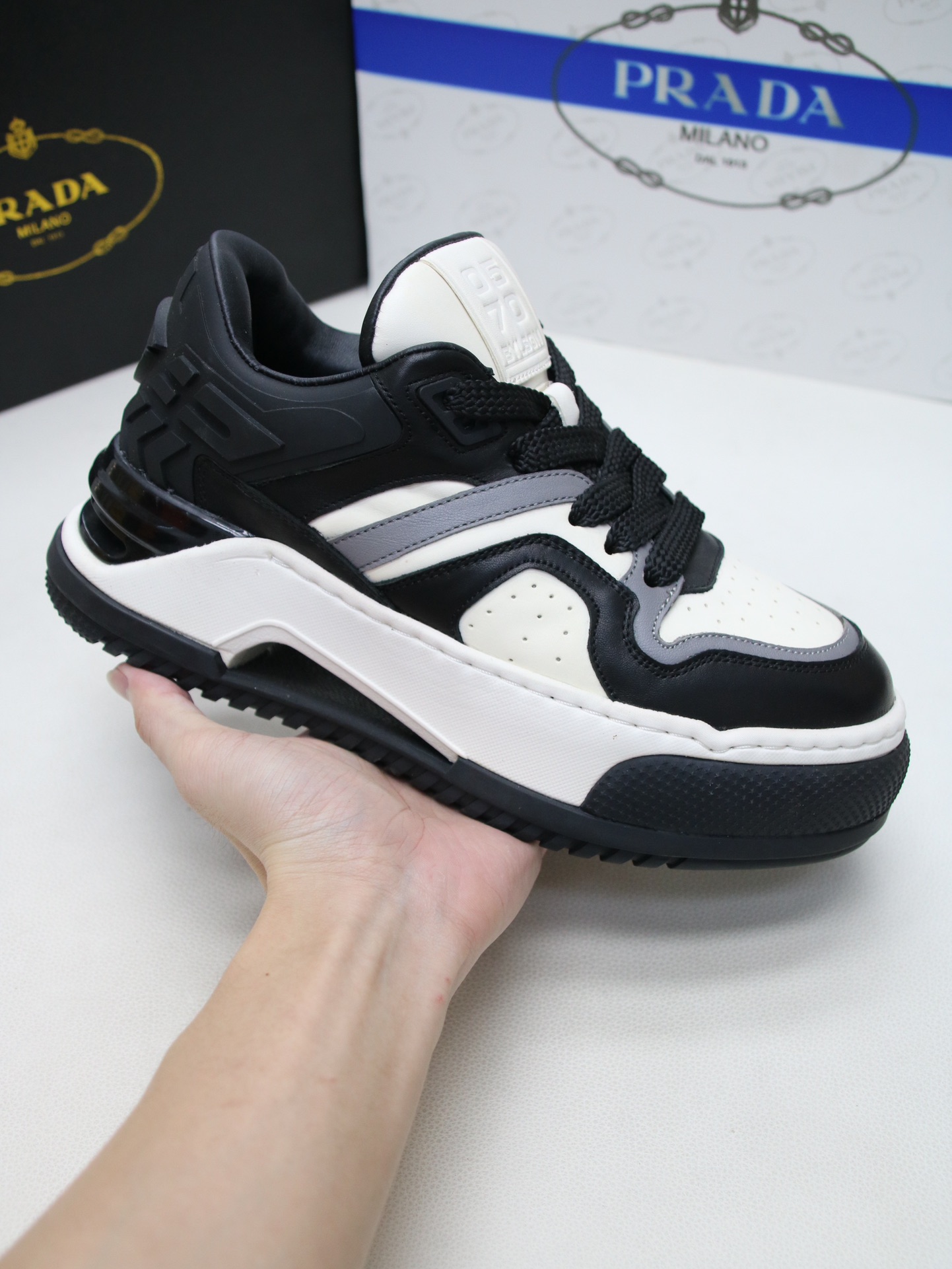 PRADA Casual - Formal PCL9 - Image 7