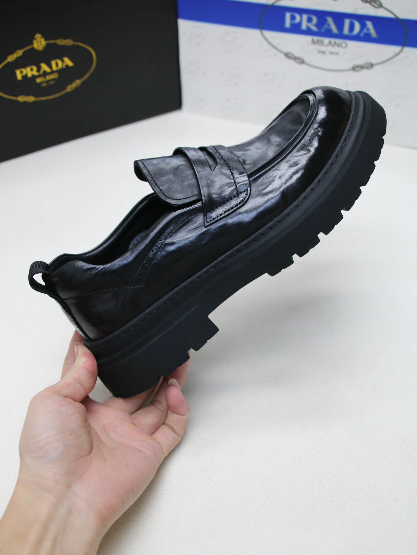 PRADA Black Leather Casual - Formal PCL5 - Image 5