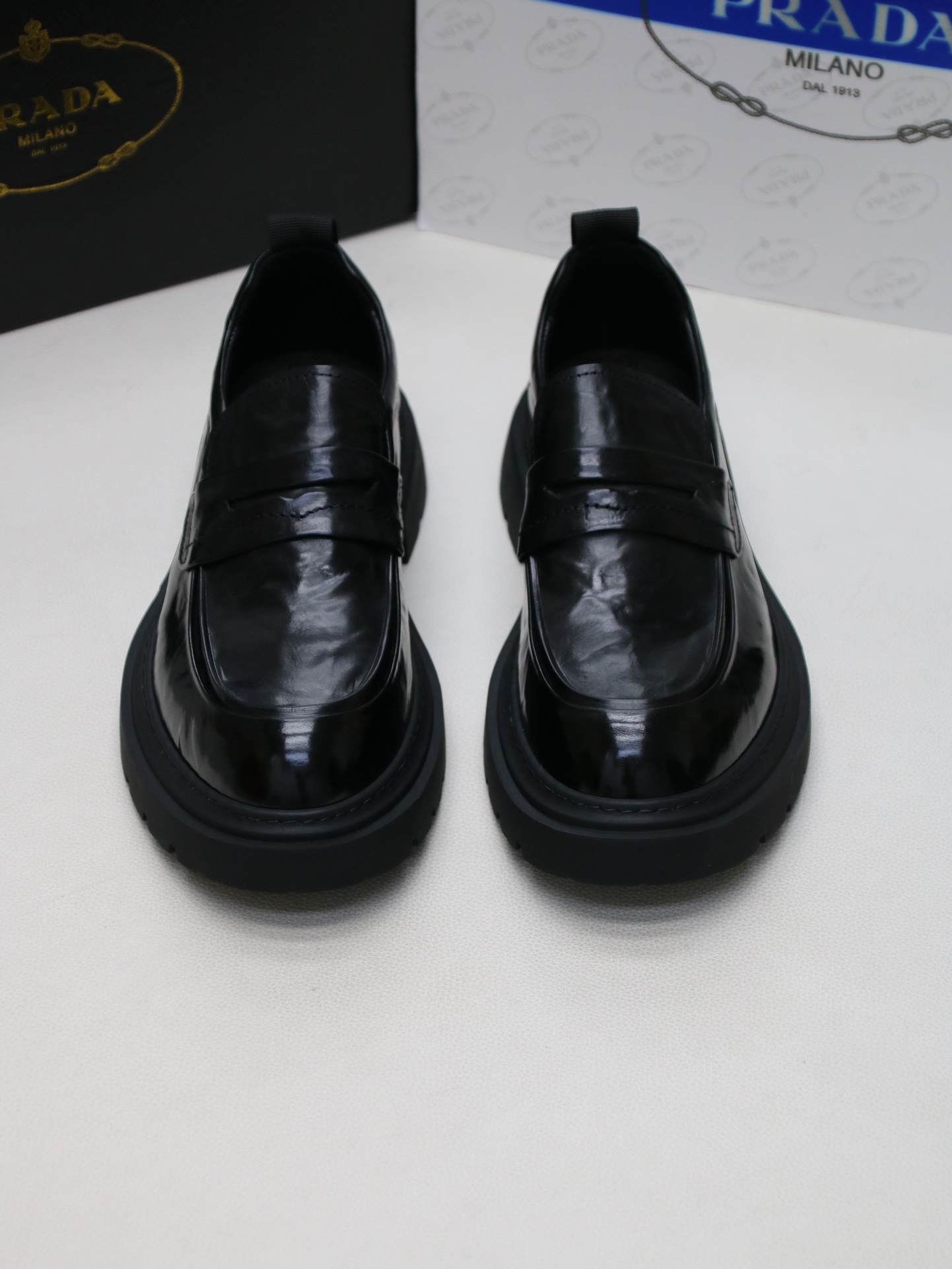 PRADA Black Leather Casual - Formal PCL5 - Image 9