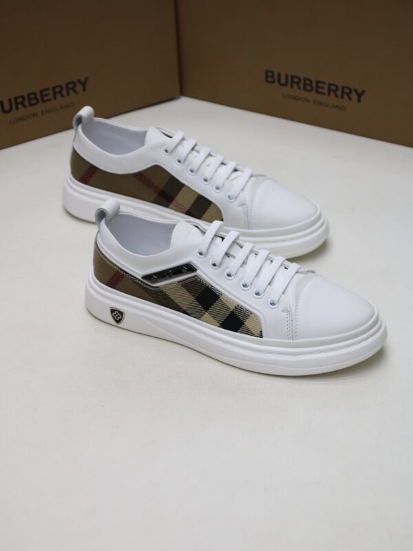 BURBERRY-BB1-White