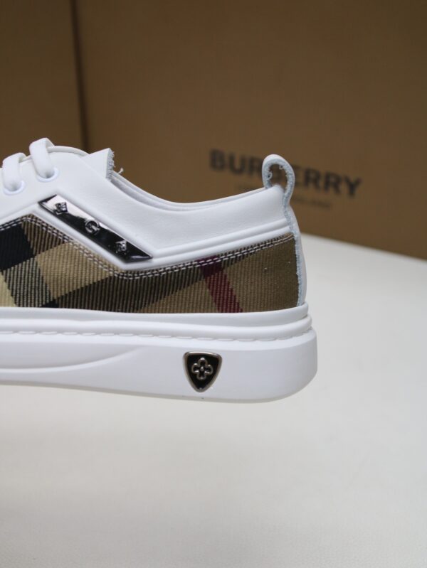 BURBERRY-BB1-White - Image 2