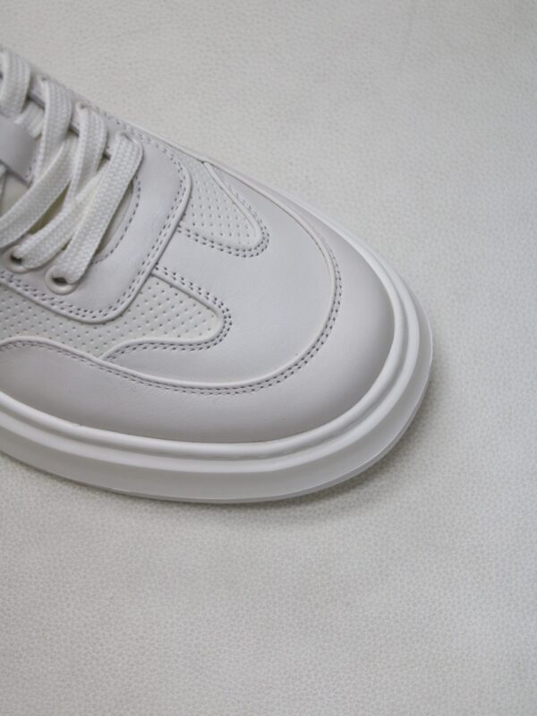 PRADA White Lace - Formal PCL8 - Image 6