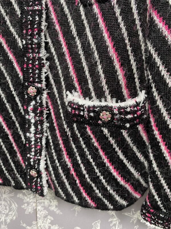 Chanel Women's Knitted Jacket - CWKJ 1 - Image 5