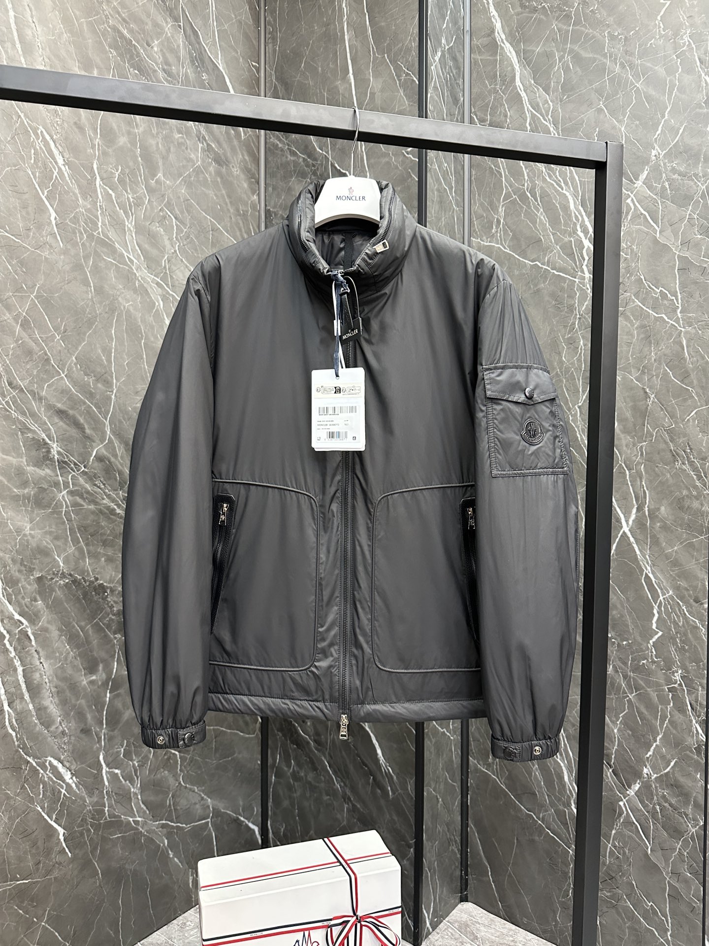 Moncler Light Business Men's Jacket