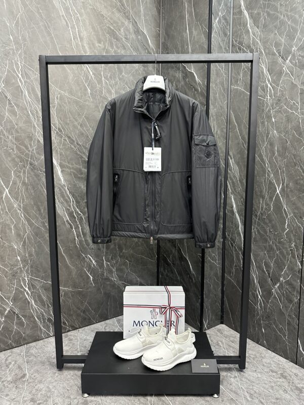 Moncler Light Business Men's Jacket - Image 6