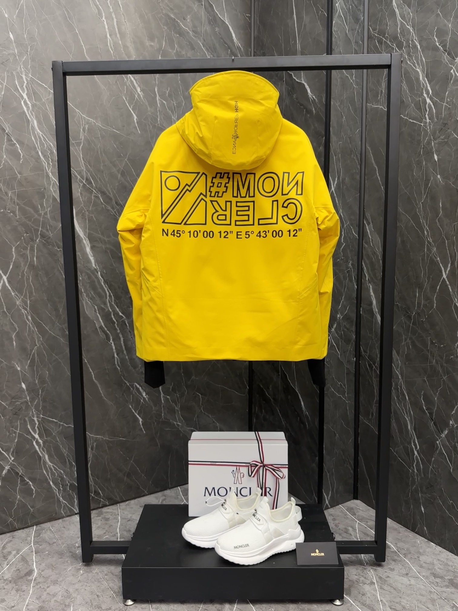 Moncler Moriond Ski Jacket - Image 2