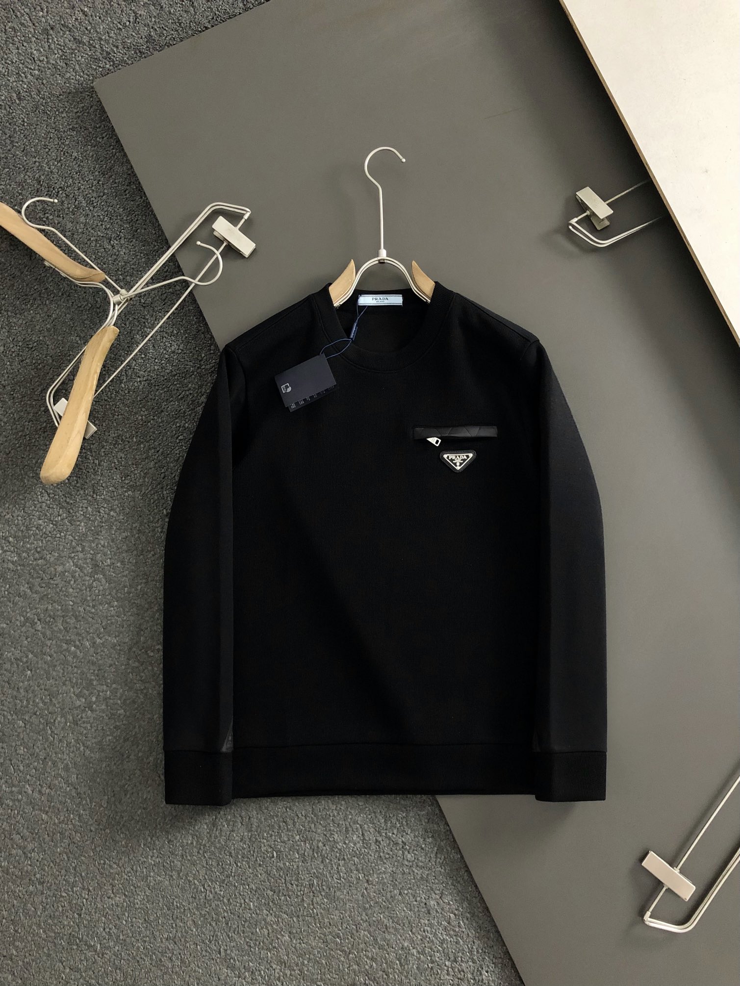 PRADA SWEATER PS1