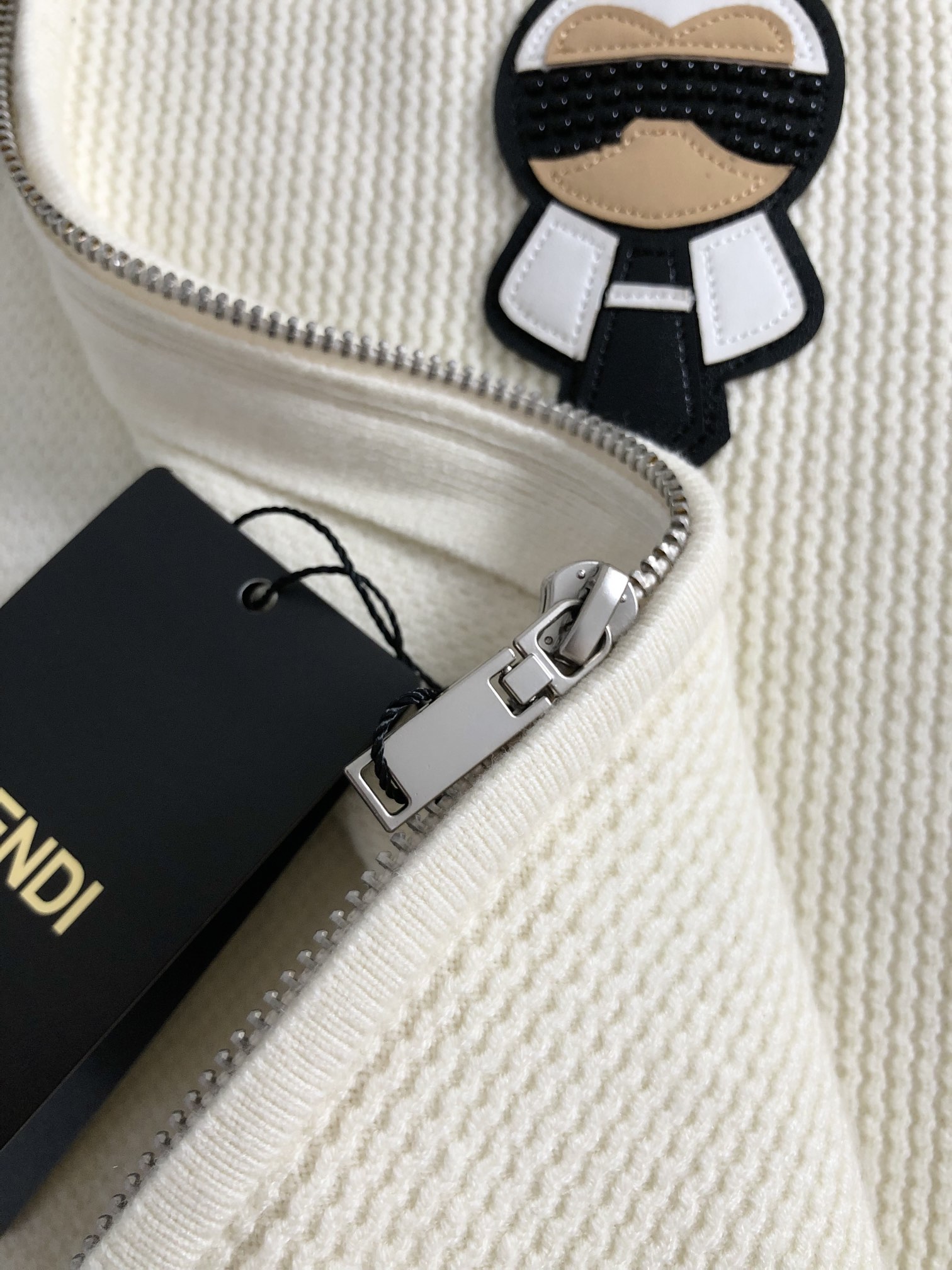 FENDI SWEATER FS1 - Image 3