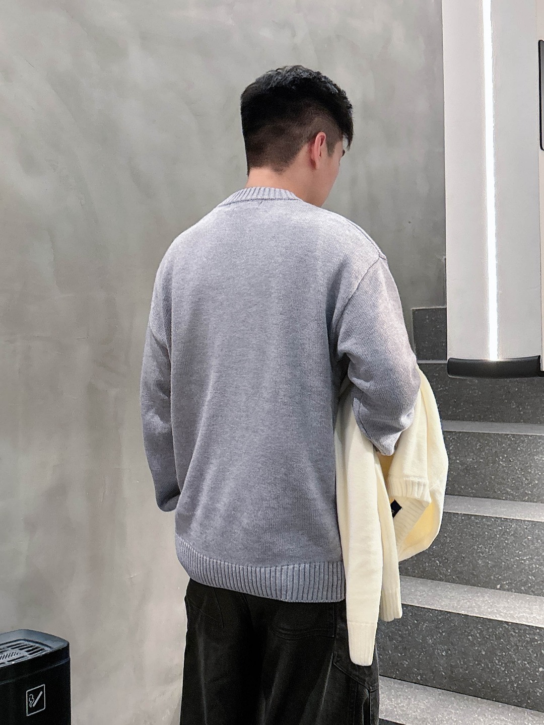 LV Sweater LS2 - Image 7