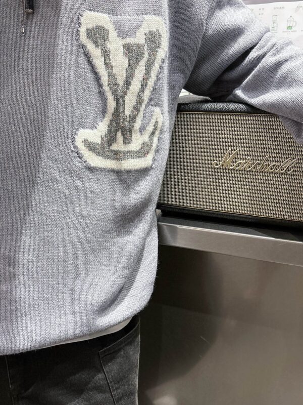 LV Sweater LS2 - Image 3